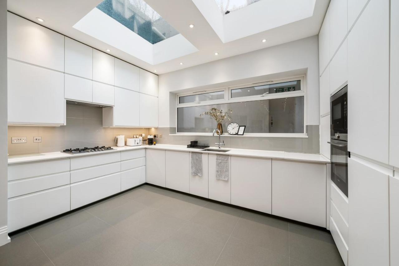 Modern 4 Bedroom Townhouse With Cinema Room In The Heart Of London Se1 Экстерьер фото